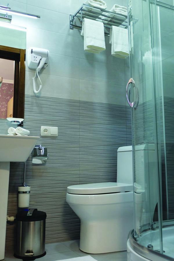 Hotel Atlantis Near Airport Tbilissi Extérieur photo