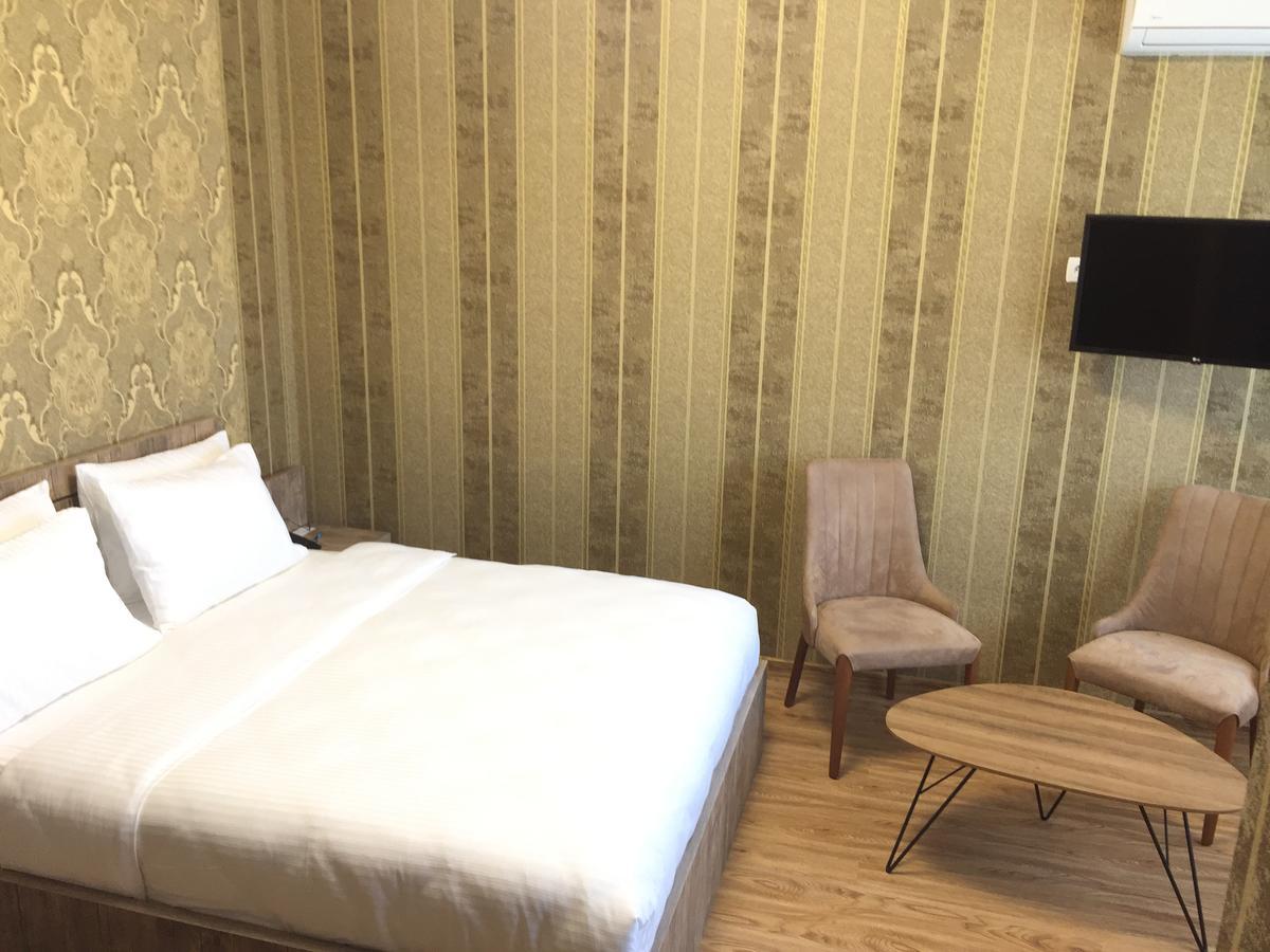 Hotel Atlantis Near Airport Tbilissi Extérieur photo